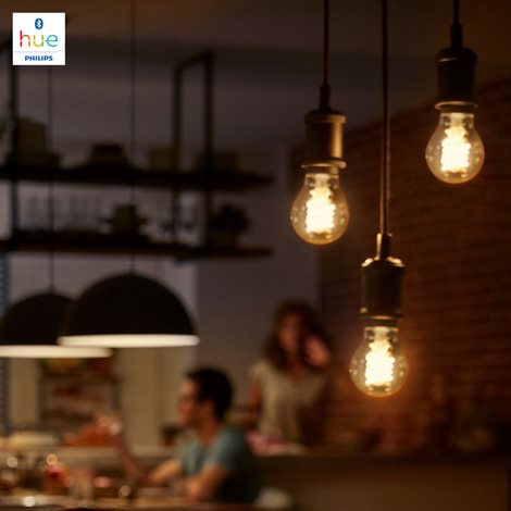 Hue White Filament žárovka LED E27 A60 7W 550lm 2100K IP20 8