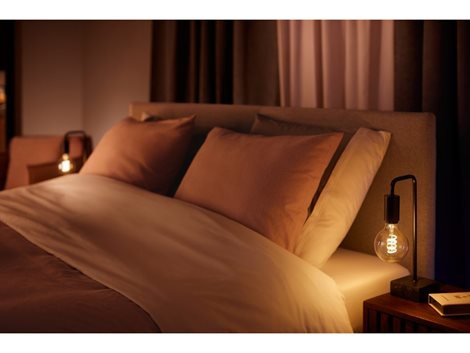 Hue WA LED Filament žárovka E27 G93 7W 550lm 2200-4500K IP20 8