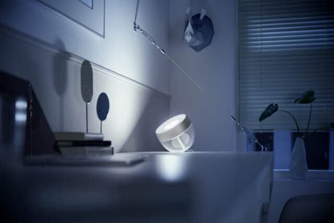 Hue WACA Iris stolní LED lampa 1x8,1W 570lm 2000-6500K RGB IP20, stříbrná 8