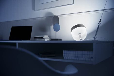 Hue WACA Iris stolní LED lampa 1x8,1W 570lm 2000-6500K RGB IP20, stříbrná 9