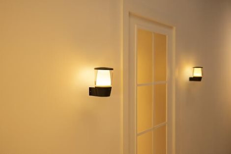 WiZ Elpas venkovní nástěnné LED svítidlo 8,5W 650lm 2700-5000K RGB IP44, černé 9