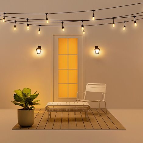 WiZ Wall nástěnné svítidlo LED 9,5W 1000lm 2700-5000K RGB IP44, stmívatelné 4