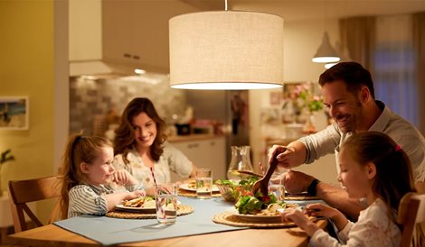 WiZ Smart LED 50W bodové světlo PAR16, GU10 345lm 2200-6500K 10