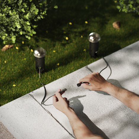 GardenLink Edwina venkovní stojací LED lampa LED 1,5W, 2700K, 24V, černá 5