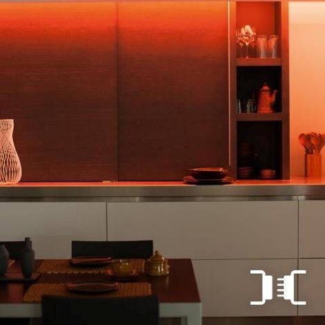 Hue WACA Lightstrips plus LED pásek 20W 1700lm 2000-6500K RGB IP20 základní sada 2m 12
