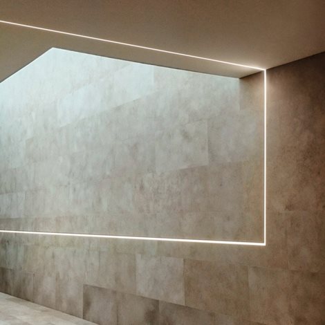 SLOT RECESSED TRIMLESS zápustný profil 14x20mm 3m, bílý 2